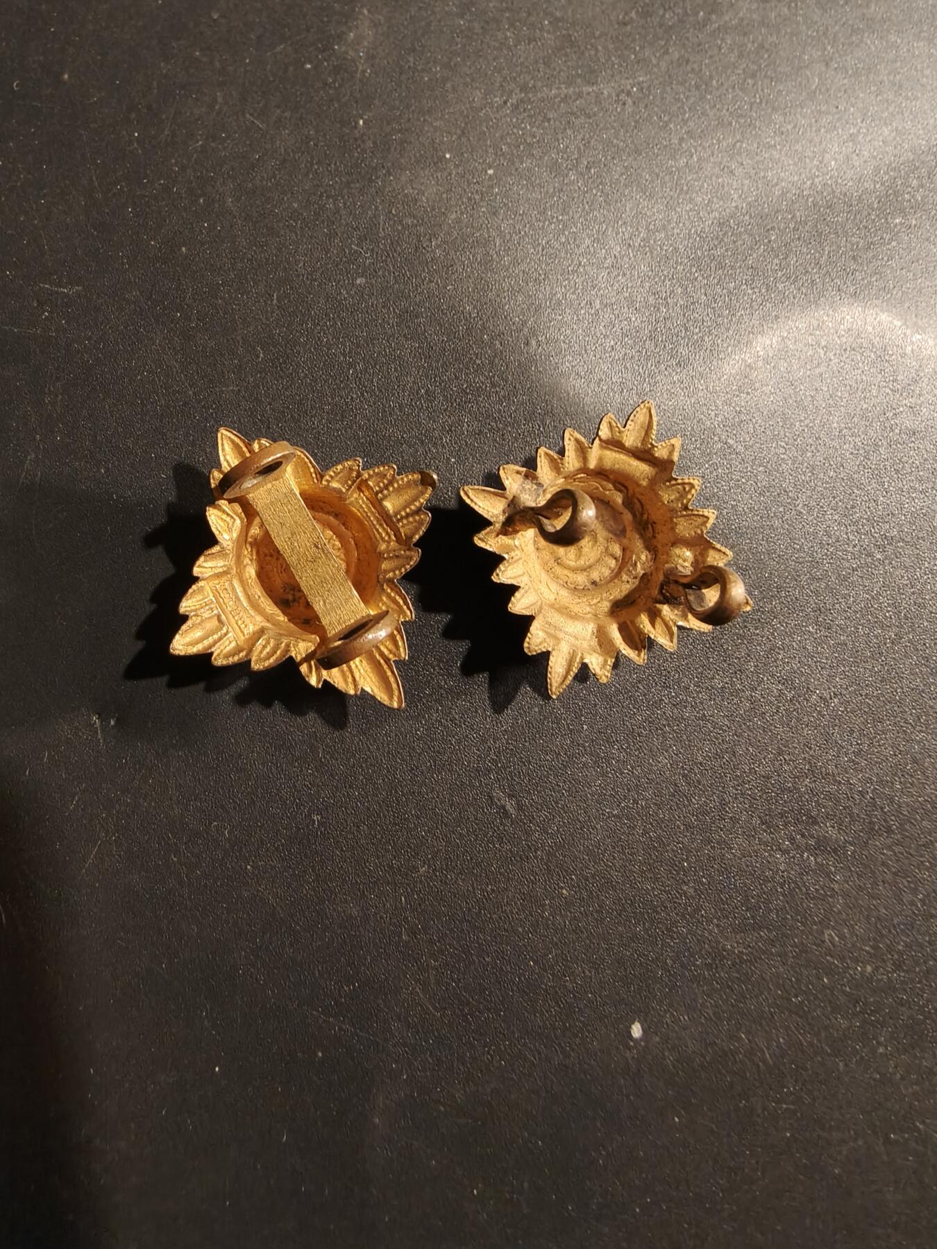 老王徽章第181期 英国军衔配饰一组    一战时期    巴斯星