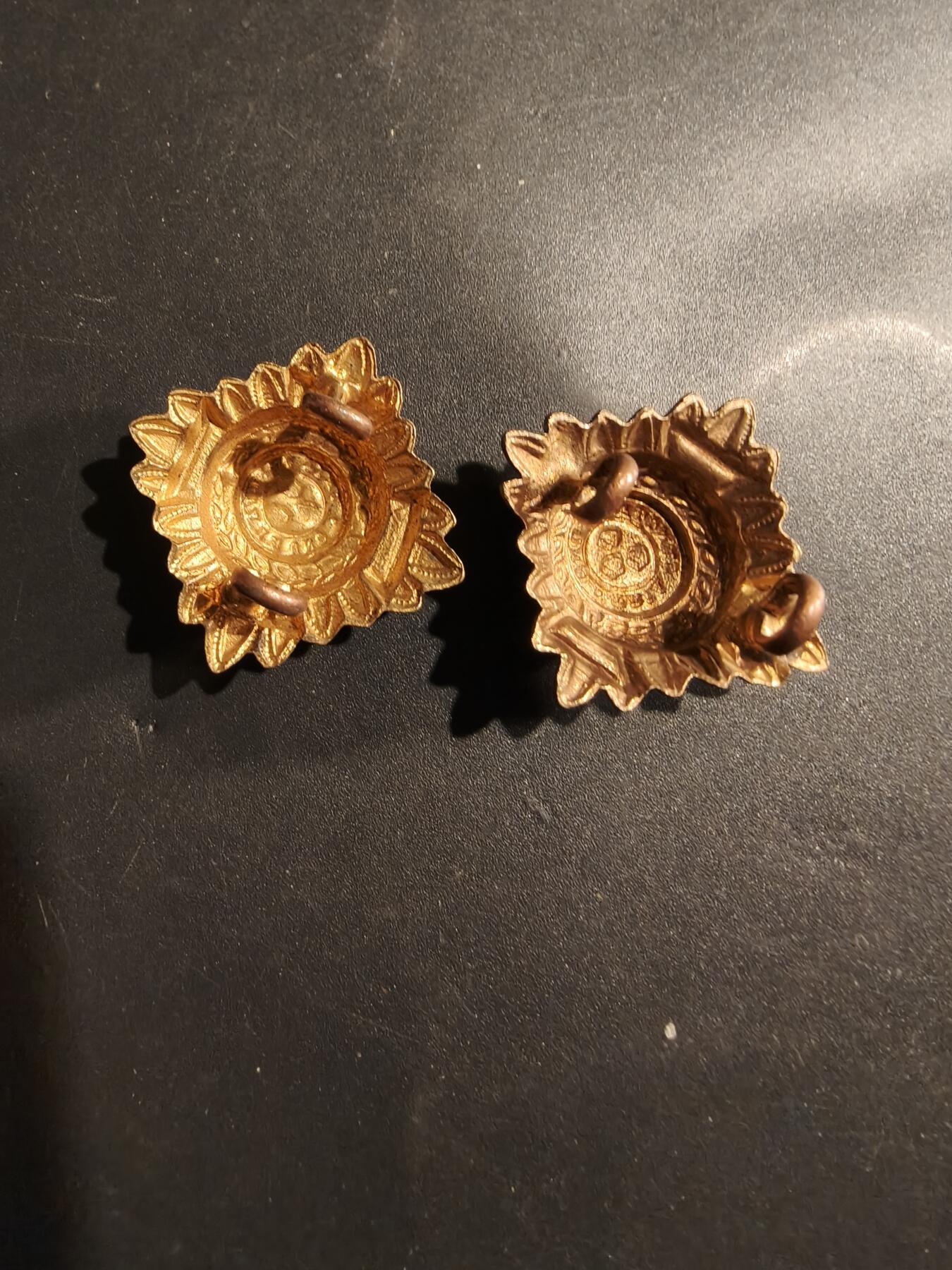 老王徽章第181期 英国军衔配饰一组    一战时期    巴斯星