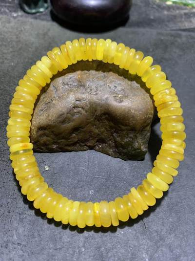 精美天然乌料蜜蜡隔片手串1条！ - 精美天然乌料蜜蜡隔片手串1条！