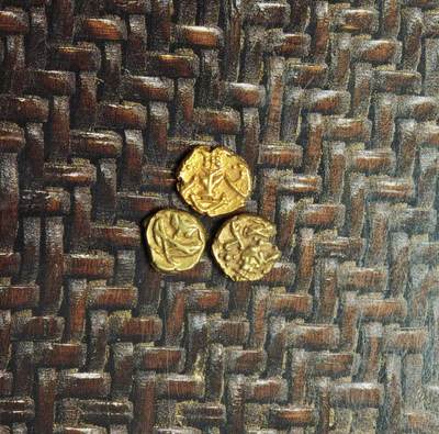 2026年2月捡漏拍 - 印度法兰金币3枚一组 每个0.3-0.4克