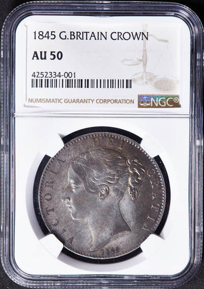【俄甄集藏】马年新春第一拍 2026年(048)02-25星期三 晚 19:30 全场包邮 - 英国1845年维多利亚青年头像盾徽1克朗大银币，NGC AU50，原味黄油酱彩老包浆，底光犹存，名誉品种，味道佳