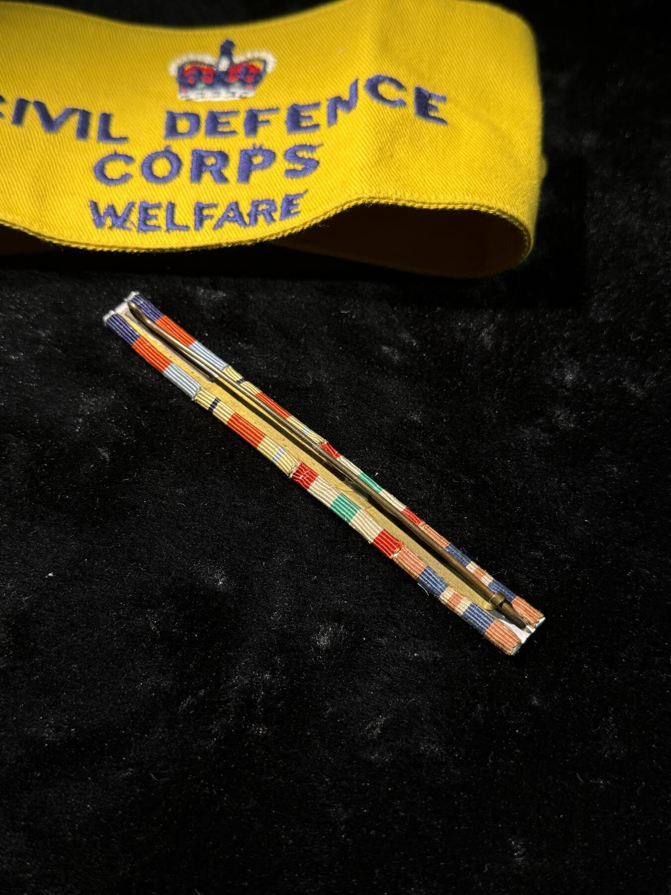 欢庆春节！戎马世界章牌大赏第111期春节大拍 英国袖标与二战勋略一组