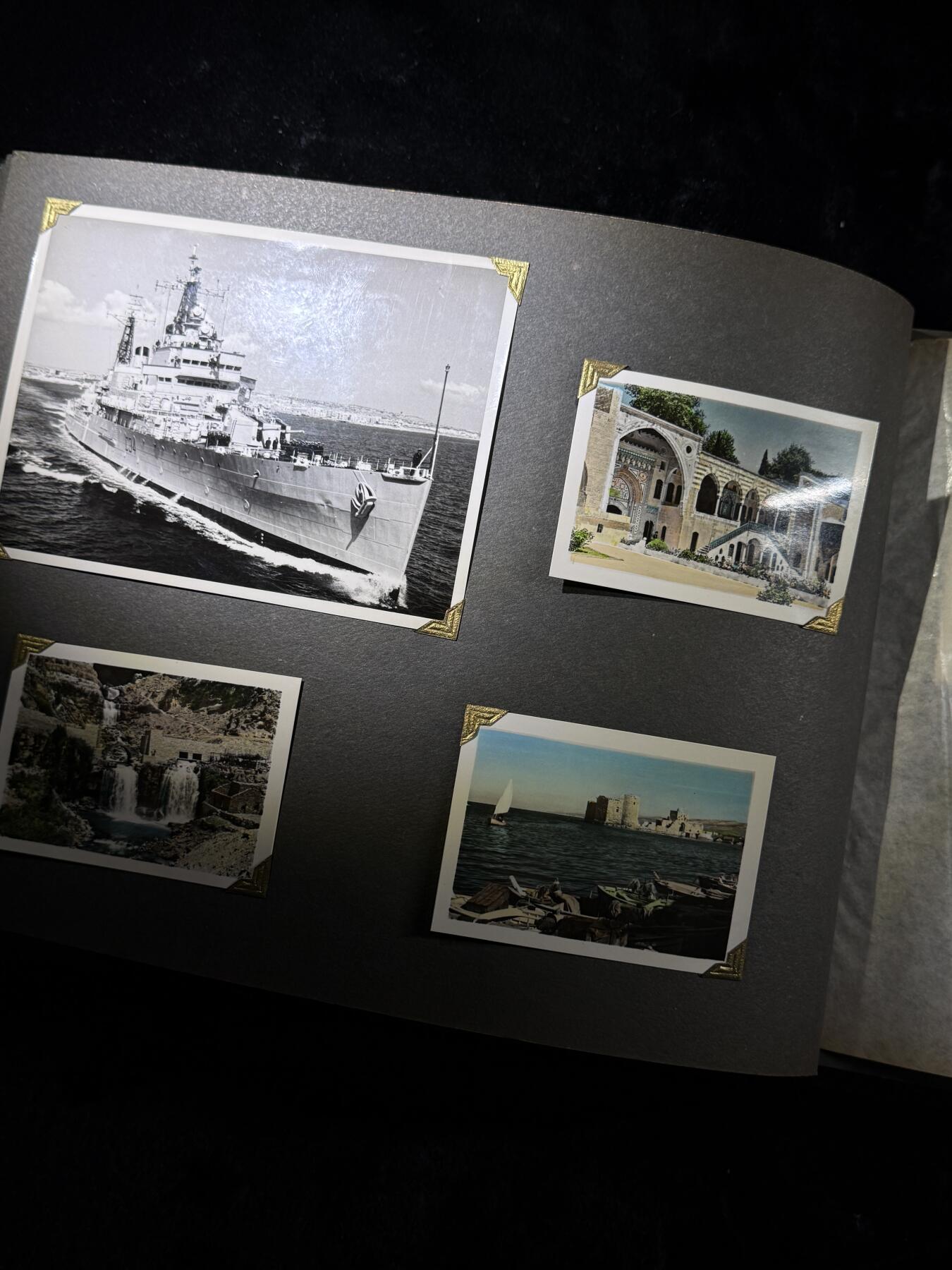 欢庆春节！戎马世界章牌大赏第111期春节大拍 英国狮级巡洋舰船员相册，照片60张左右