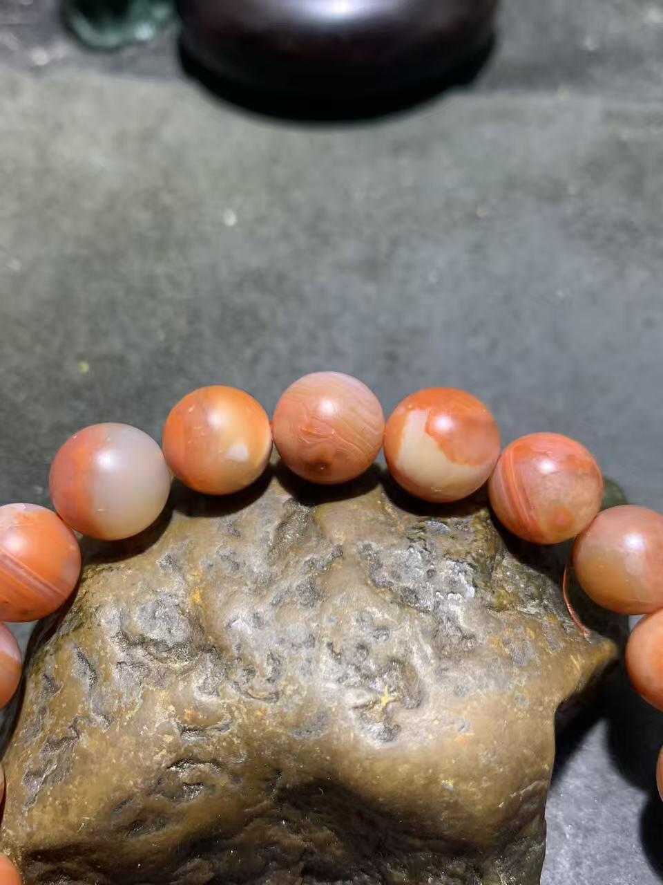 精美亚光原皮川料南红玛瑙单圈手串一条