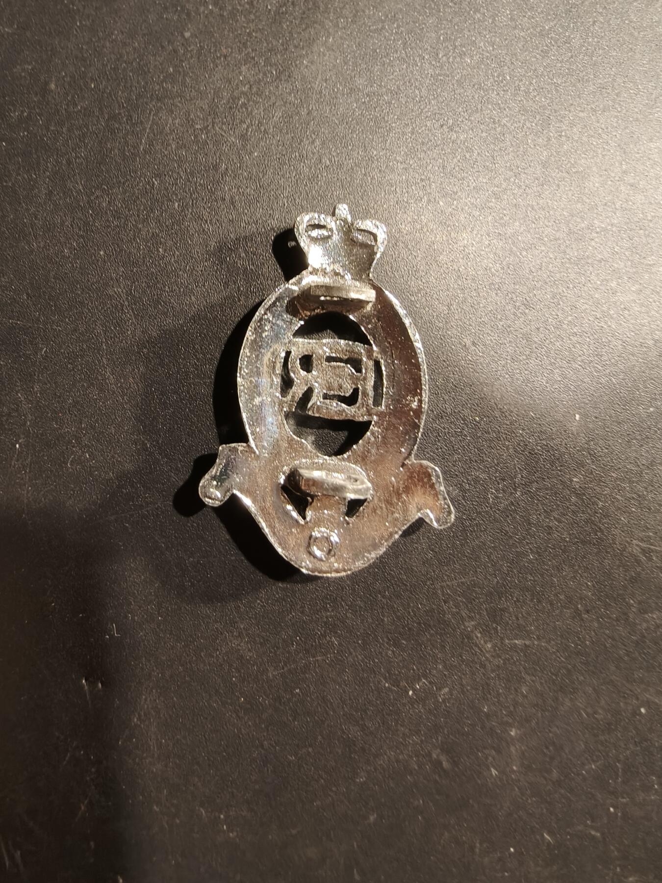 老王徽章第181期 英国皇家通信团领章    女王时期