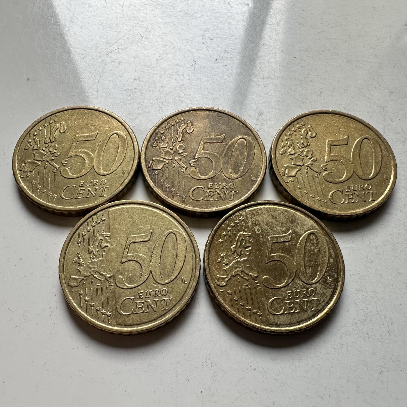 🌹外币初藏🌹🐯2026年第18场 快递将在12号停运 年前需发货的抓紧 ，年后正月十五恢复发货 芬兰50欧分5枚