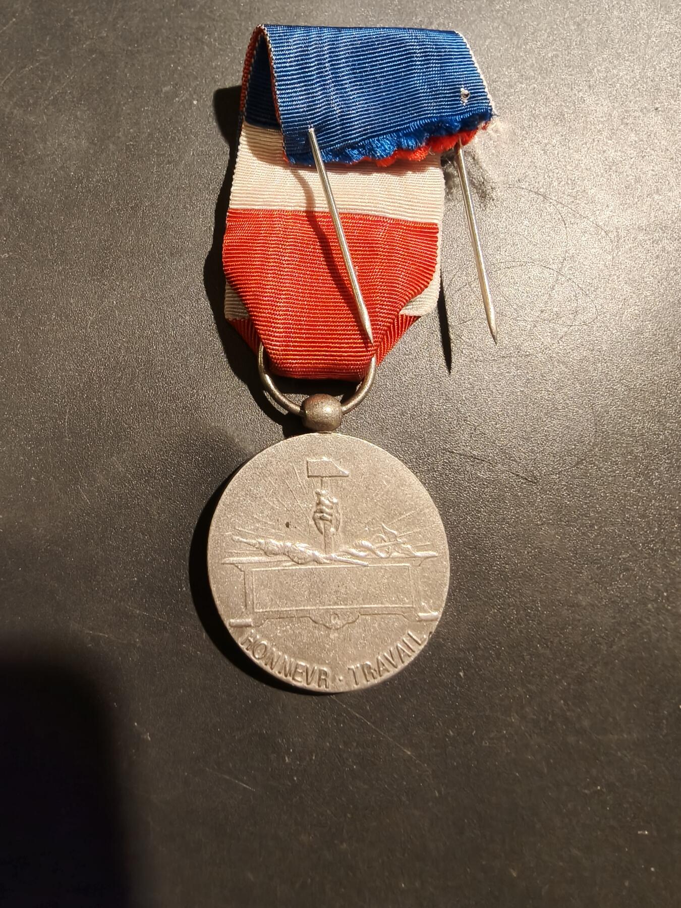 老王徽章第181期