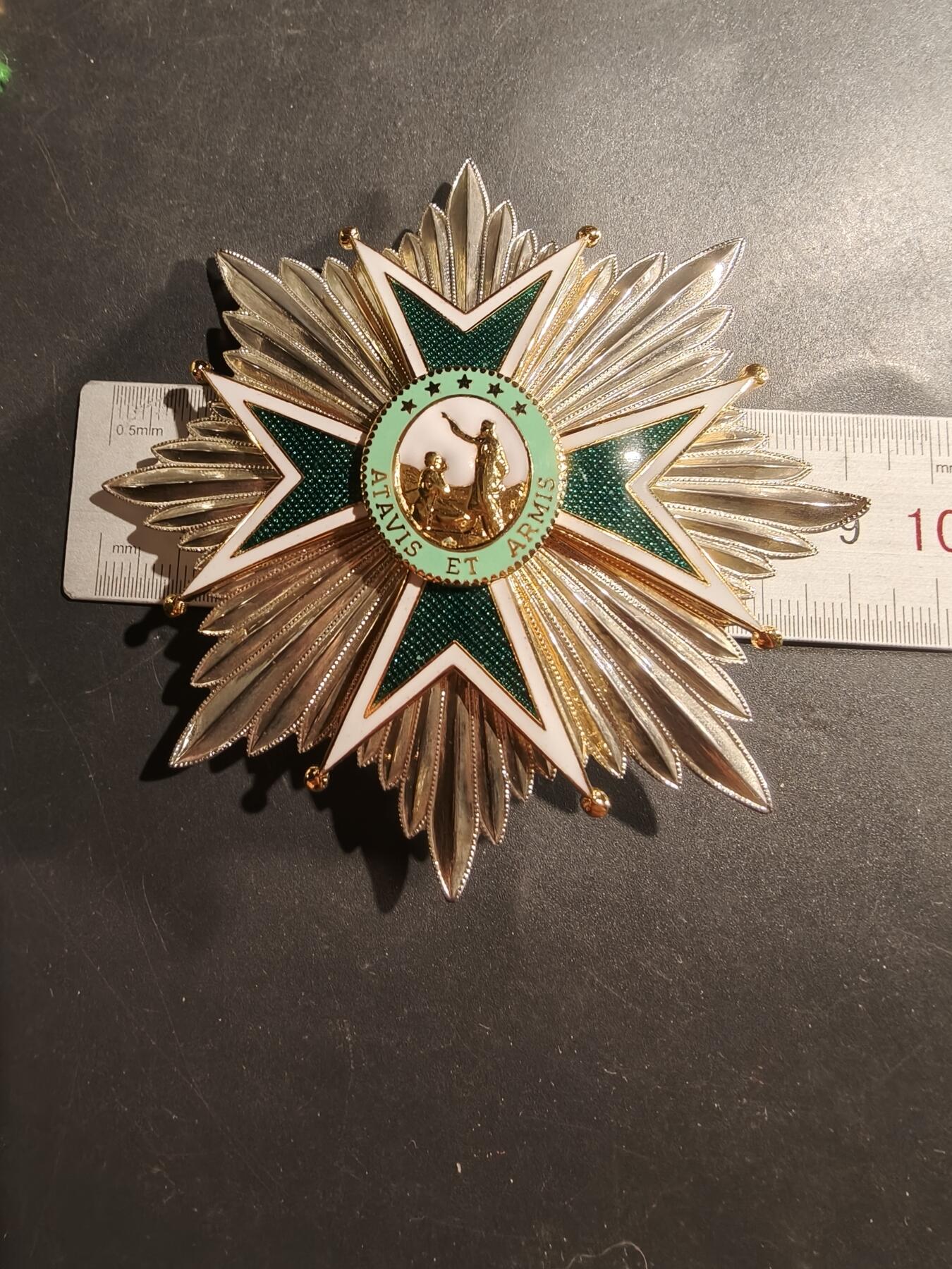 老王徽章第181期 大军官级圣拉撒路骑士团勋章     女士版    早期大尺寸    挂章直径65mm     星芒直径85mm