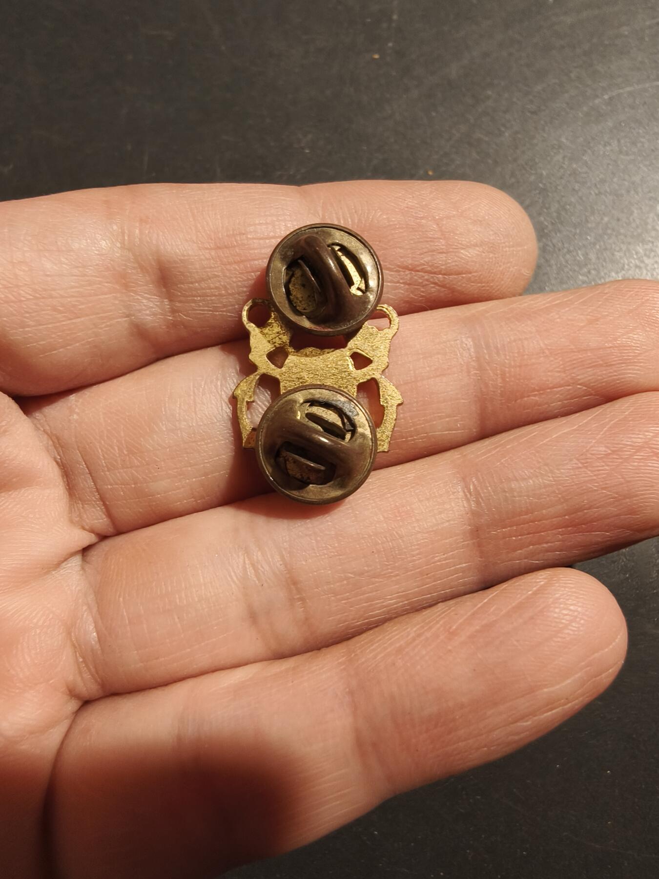 老王徽章第181期 英国皇家海军士官领章    女王时期