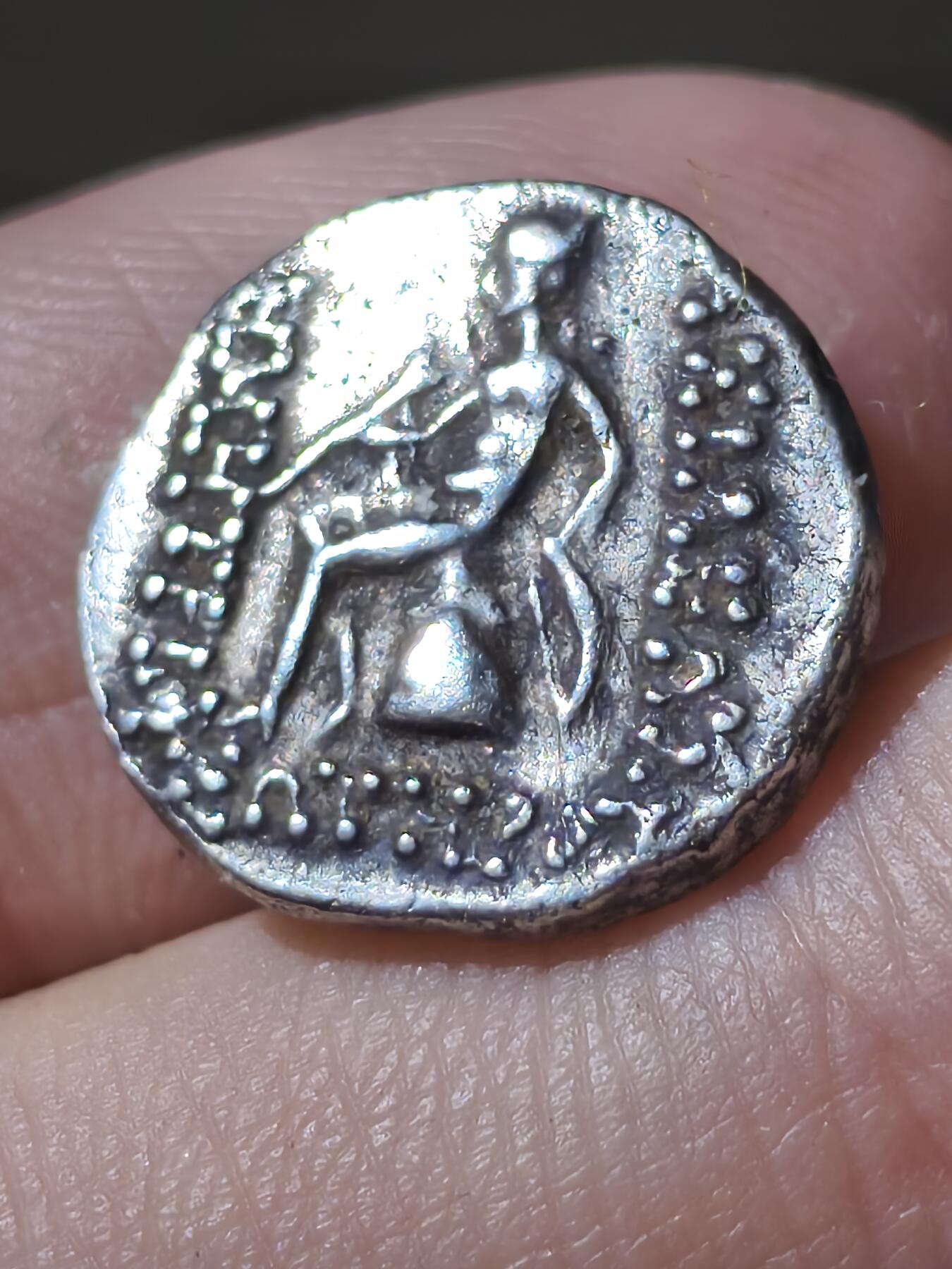 星盘世界钱币二月二十一日初五 世界古典币春节精品大拍 祝各位藏友马年大吉-新年新气象！ 稀有美品！塞琉古帝国-德米特里乌斯一世救世主 1德拉克马银币 埃克巴坦那造币（今伊朗哈马丹）背面阿波罗坐像 少见的米底地区塞琉古银币