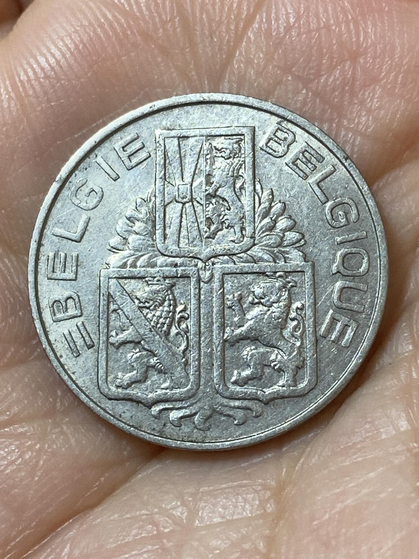 2026年第二十一场(总第一百九十场）外国好品散币场(免佣金) 比利时🇧🇪1939年1法郎(利奥波德三世，左荷语右法语版)