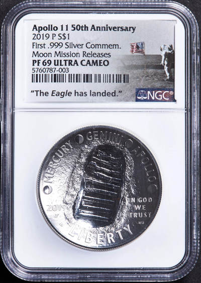 【俄甄集藏】马年新春第一拍 2026年(048)02-25星期三 晚 19:30 全场包邮 - 美国2019年P版纪念阿波罗11号登月50周年“月球第一个人类脚印”1美元曲面精制大银币，NGC PF69UC，特殊标签，重26.73克，999银，设计精美，热门品种