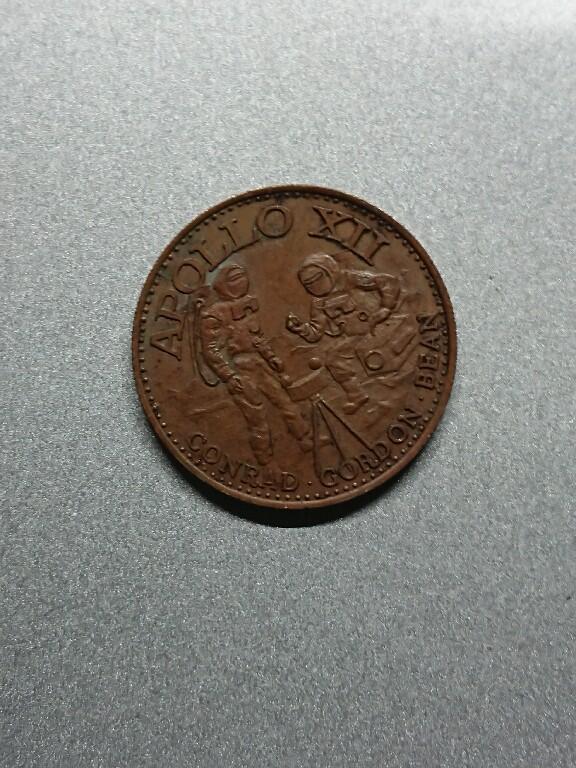 松南世界钱币——260208 越南美国纪念章