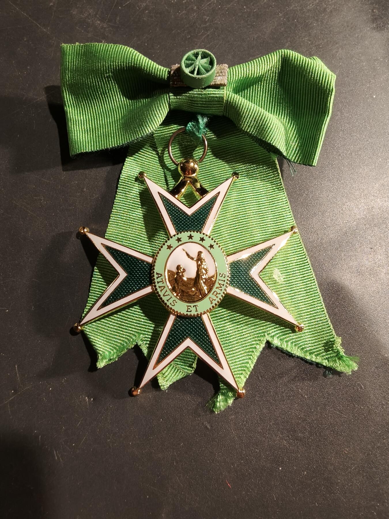 老王徽章第181期 大军官级圣拉撒路骑士团勋章     女士版    早期大尺寸    挂章直径65mm     星芒直径85mm