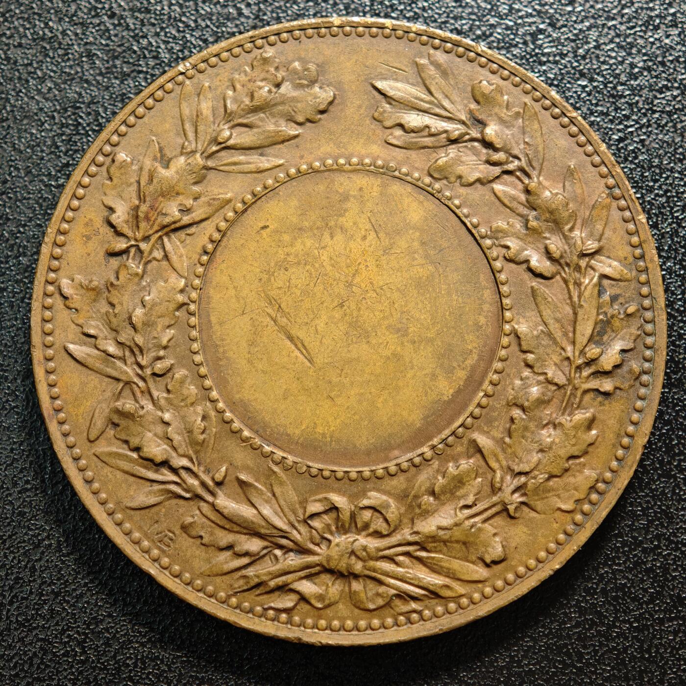 【德藏】世界币章拍卖第165期（拍品征集中~欢迎藏友联系） 19世纪 法兰西女神玛丽安娜高浮雕大铜章 丰饶角边铭 正面是法国头戴月桂叶花环的经典女神玛丽安娜的形象，背面是交叉的橄榄枝花环 直径约：50.5mm；重约：60.3g