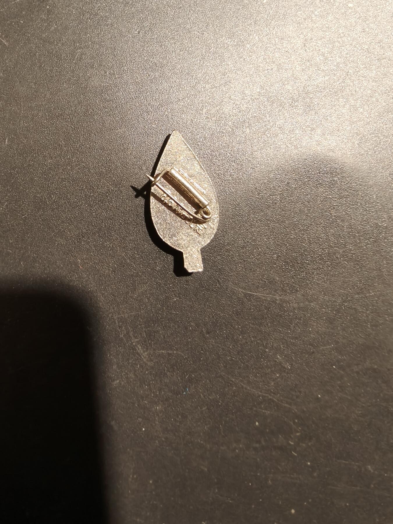 老王徽章第181期 美国胸针