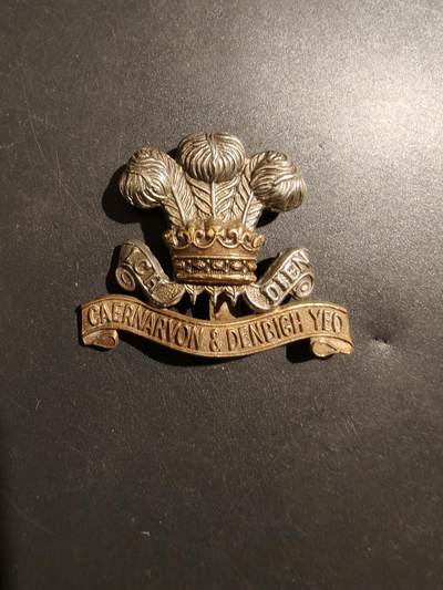 老王徽章第181期 - 英国卡那封和登比郡义勇骑兵团帽徽     一战时期