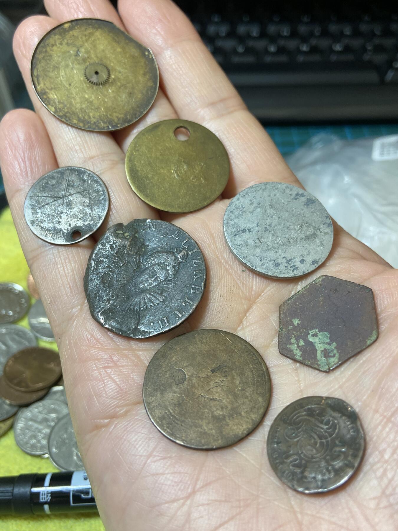 2026年第二十一场(总第一百九十场）外国好品散币场(免佣金) 差品币及代币8枚