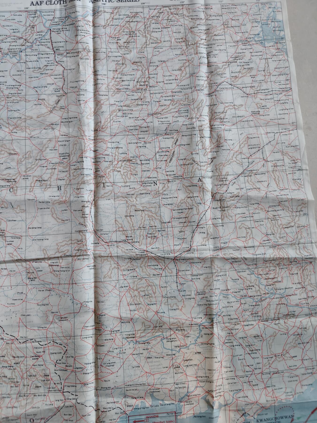 老王徽章第181期 美国二战陆军航空兵逃生图     中国战区     中国中部地区+法属印支地区       尺寸约60×80cm      少见地区