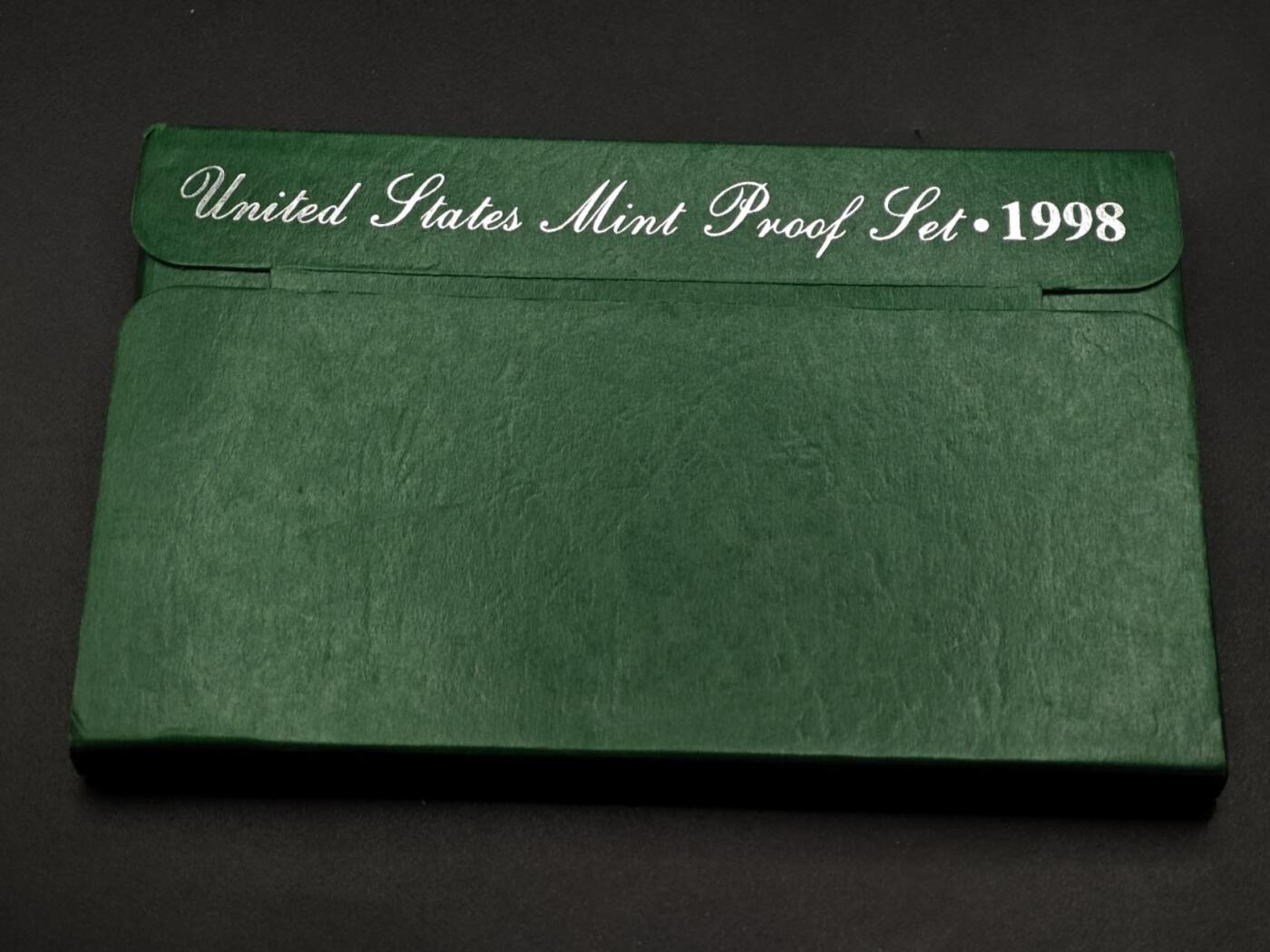 【淘币小摊】实时拍第八百七十拍   银币套币场    年前最后一场周一预留全部发出 本场无中意拍品可私信周日发货请更换最新收货地址不方便收货的请勿参拍或者顺丰到付 美国1998年精制套币盒证全