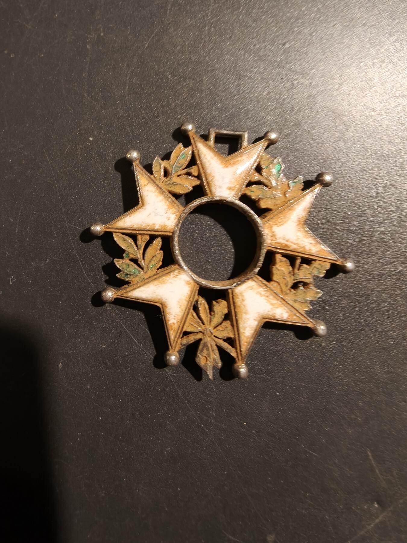 老王徽章第181期 法国荣誉军团勋章   银质珐琅    14.9g