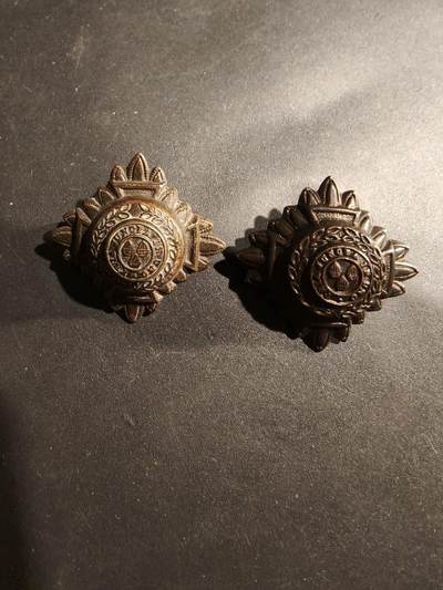 老王徽章第181期 - 英国军衔配饰一组    一战时期    巴斯星