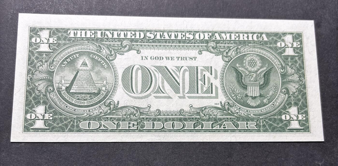 【金马踏春，泉马奔腾】2026 年新年贺岁场，（定于年初五接财神截拍）祝各位老板马到成功，马上有钱，愿岁岁平安喜乐顺遂 全新少见 1957 年蓝印版美国 1 美元，尾号 541