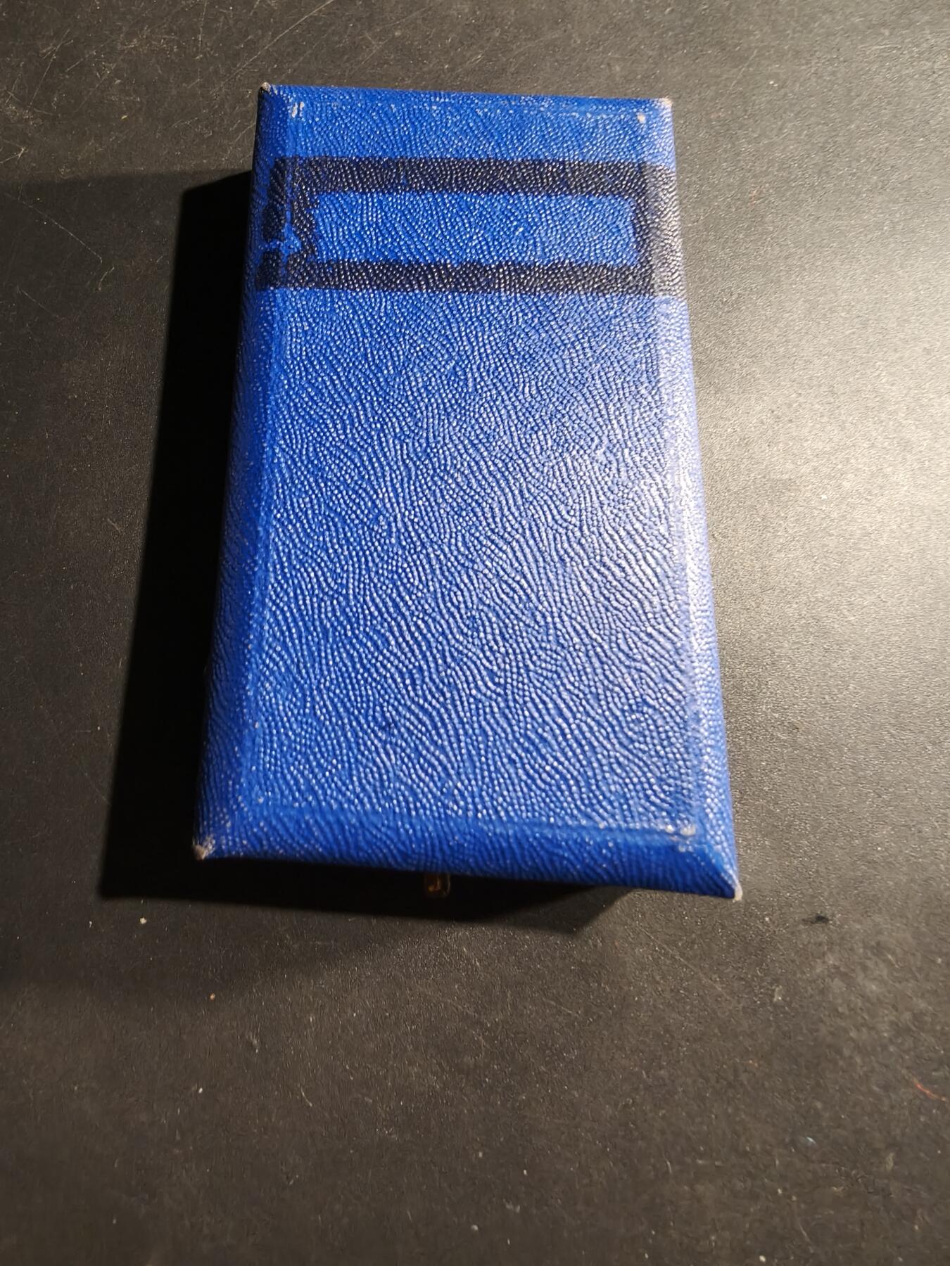 老王徽章第181期 法国骑士级国家功勋勋章    原盒    早期950银质珐琅     24.4g