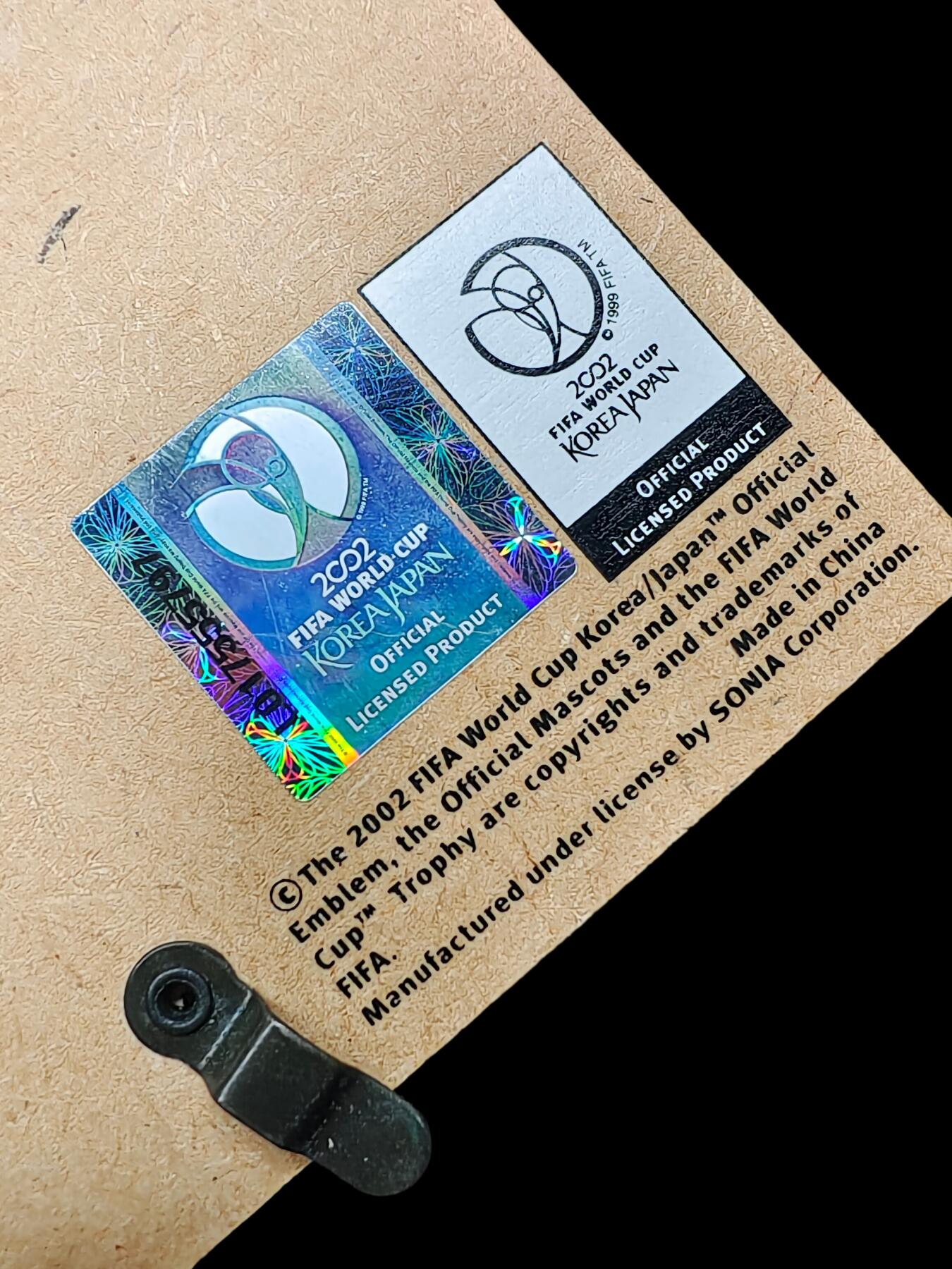 2002年韩日世界杯365倒计时纪念徽章原版授权产品 球迷收藏 足球纪念品