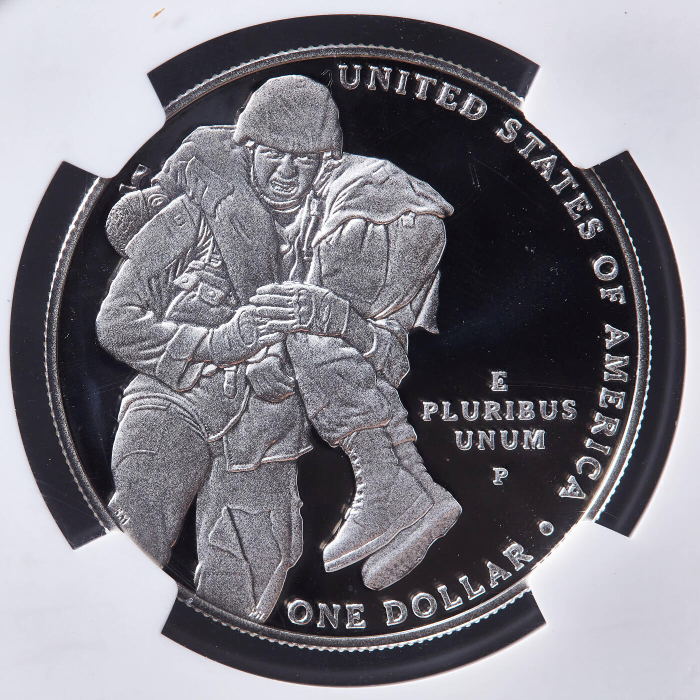 【俄甄集藏】马年新春第一拍 2026年(048)02-25星期三 晚 19:30 全场包邮 美国2011年P版纪念海陆空荣誉勋章颁发150周年1美元精制大银币，NGC PF69UC，早期标签，重26.73克，900银，设计精美