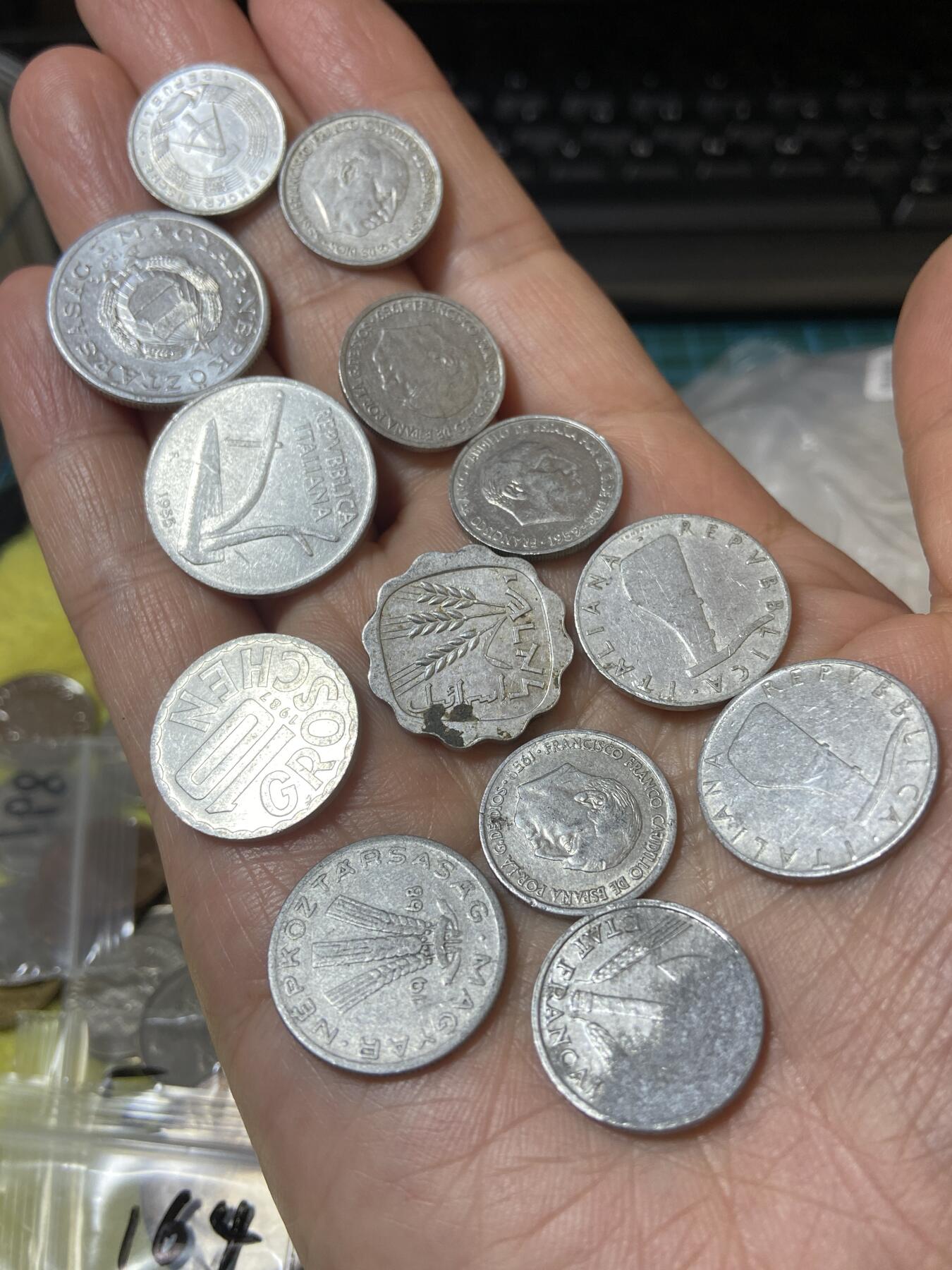 2026年第二十一场(总第一百九十场）外国好品散币场(免佣金) 各国铝币13枚