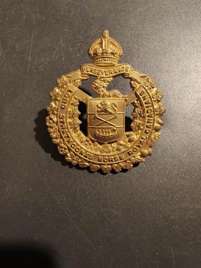 老王徽章第181期 - 英联邦加拿大皇家斯特拉思科纳勋爵骑兵团帽徽     一战时期