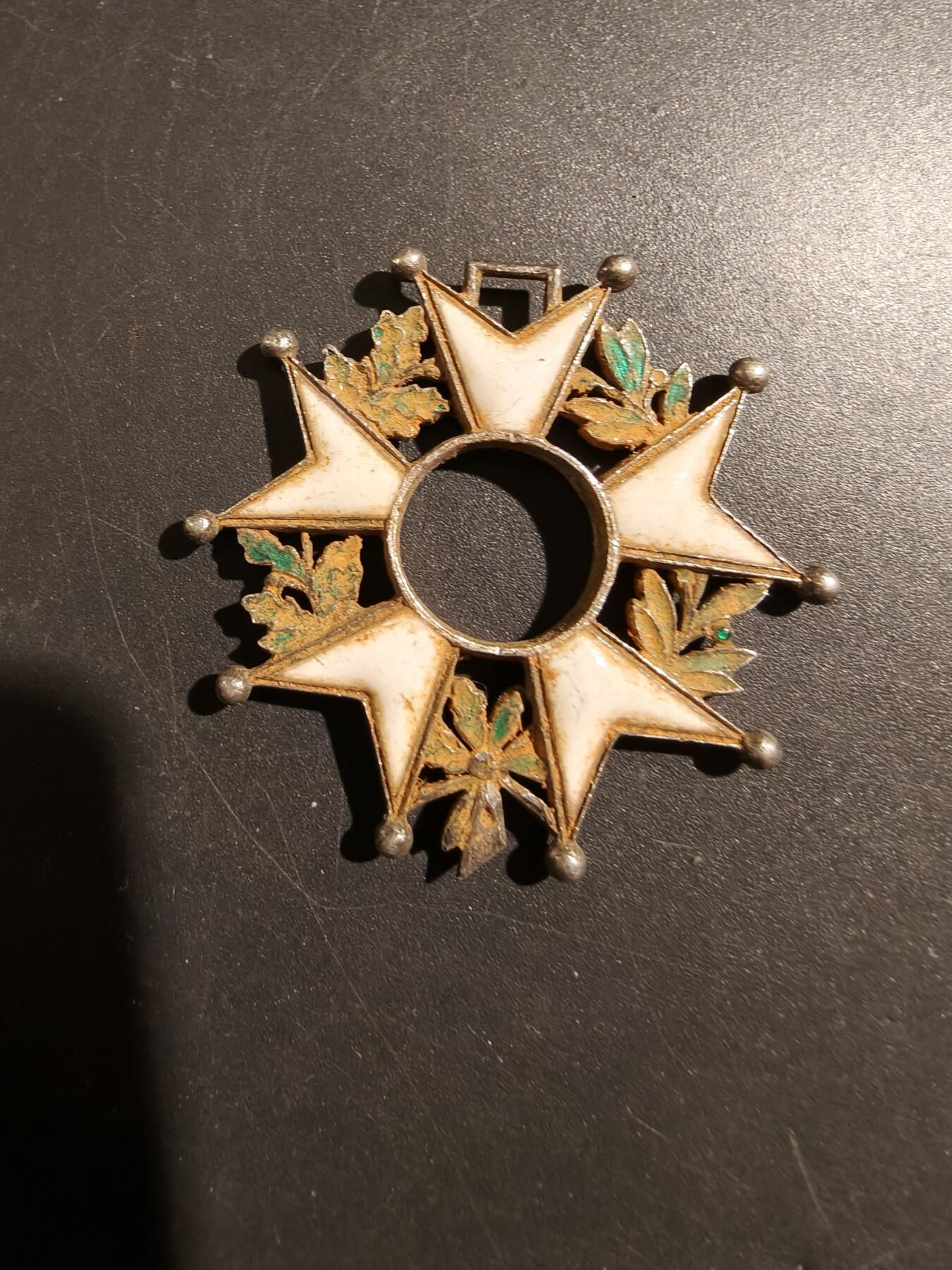 老王徽章第181期 法国荣誉军团勋章   银质珐琅    14.9g