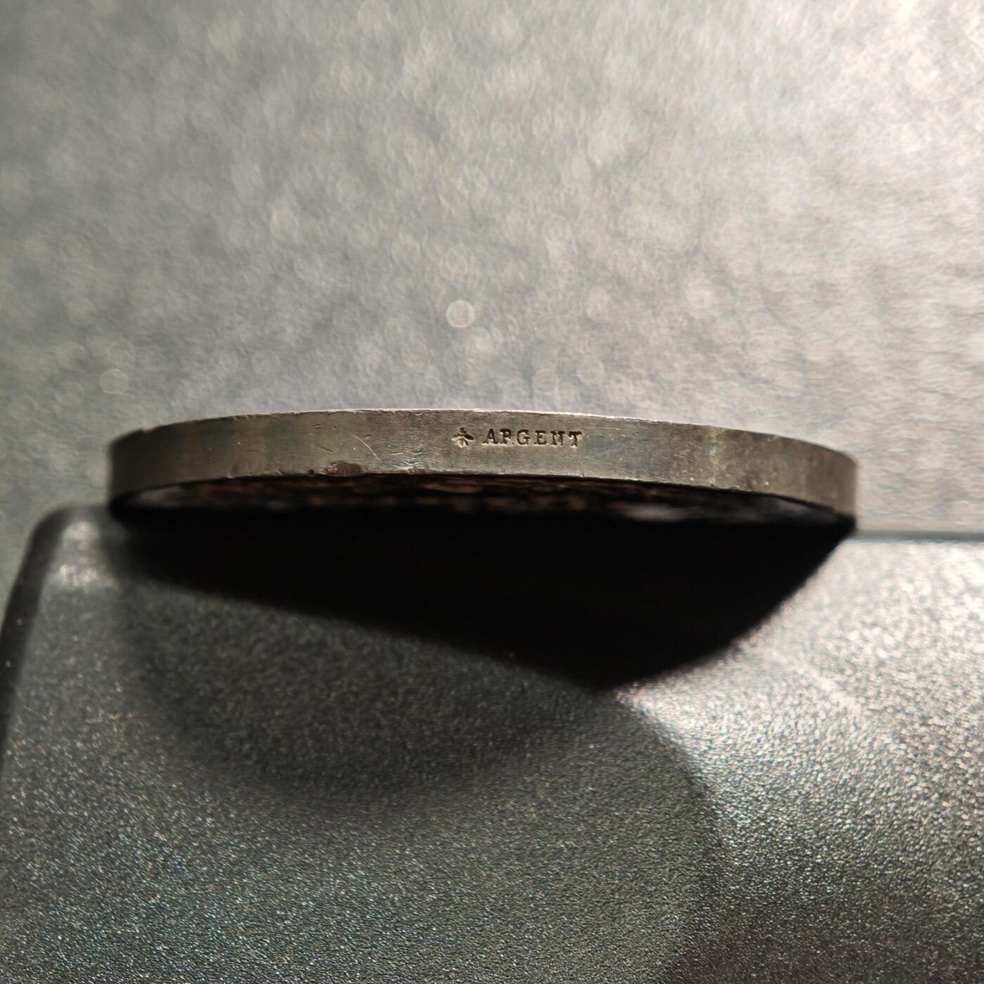 【德藏】世界币章拍卖第165期（拍品征集中~欢迎藏友联系） 19世纪 法国巴黎公立医院竞赛评审委员会纪念银章 蜜蜂边铭 直径约：35.1mm；重约：18.3g