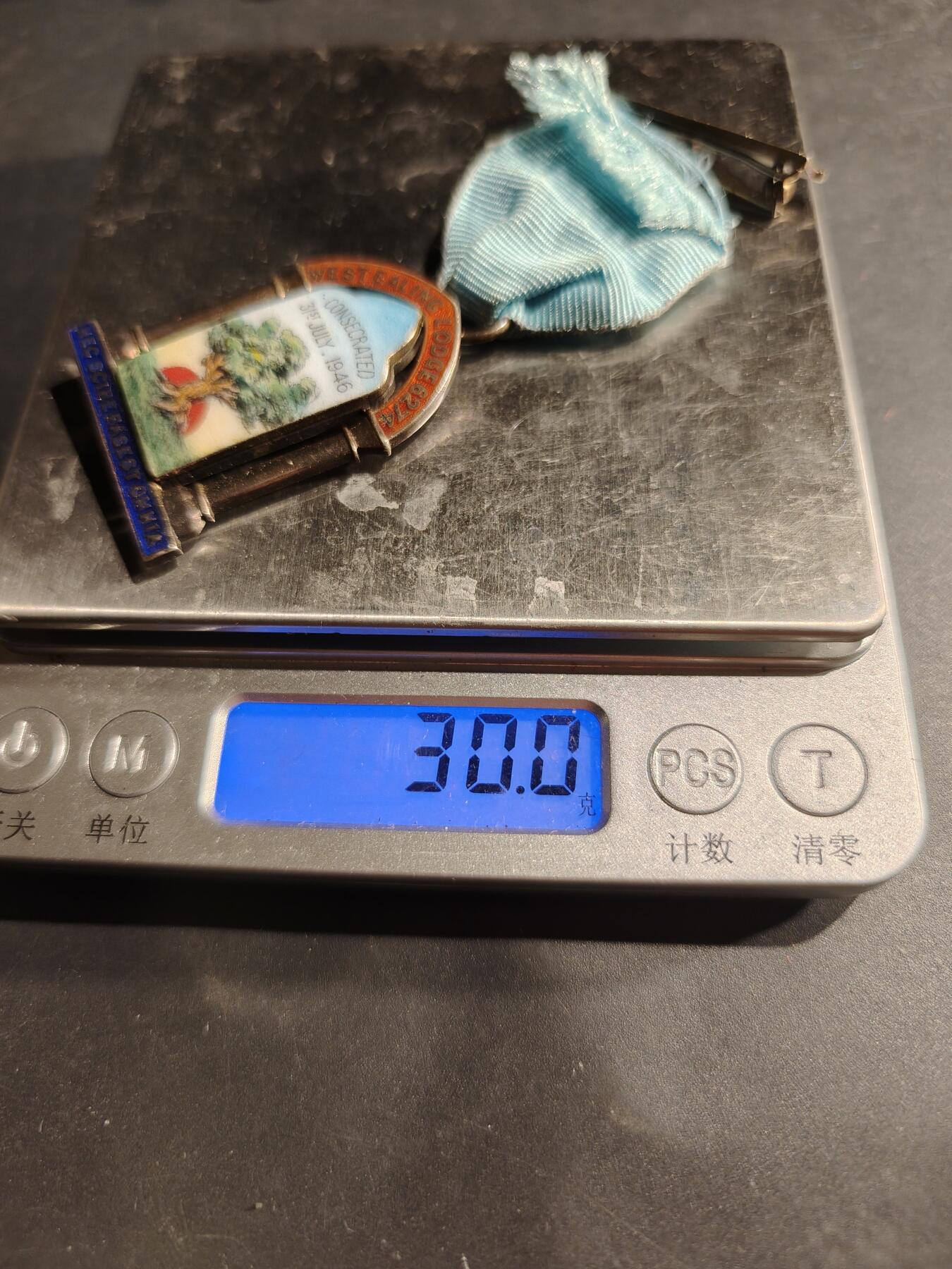 老王徽章第181期 英国共济会奖章    925银镀金珐琅    30g