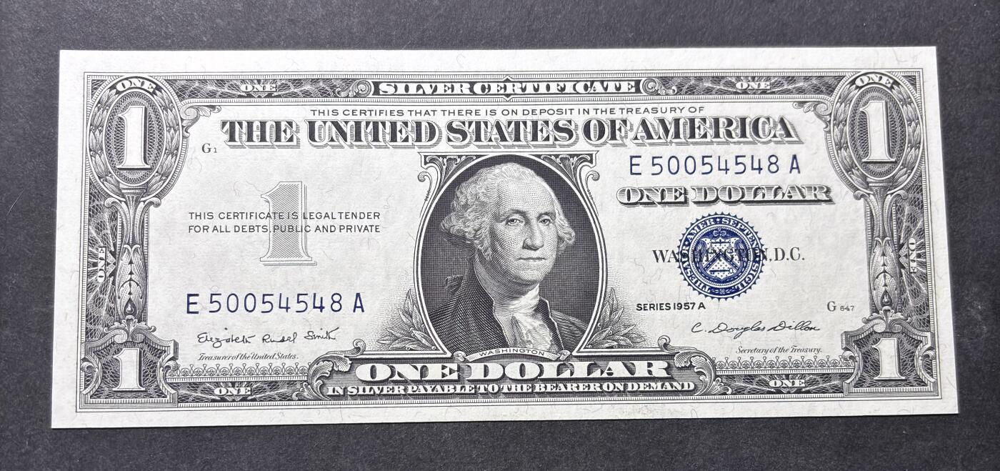 【金马踏春，泉马奔腾】2026 年新年贺岁场，（定于年初五接财神截拍）祝各位老板马到成功，马上有钱，愿岁岁平安喜乐顺遂 全新少见 1957 年蓝印版美国 1 美元，尾号 548