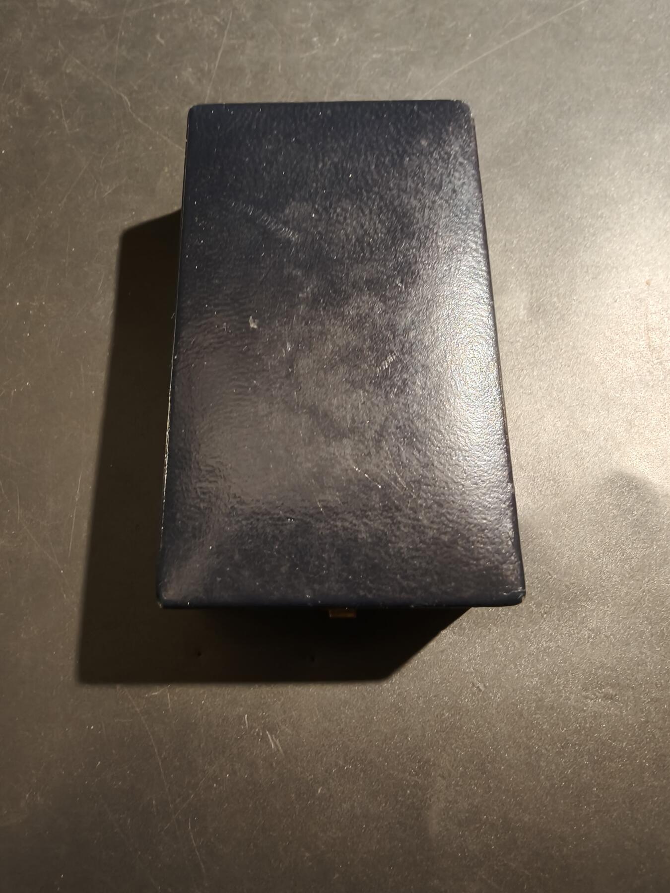 老王徽章第181期 法国银级工商总工会服务奖章    原盒实发    1900-1922二十二周年服务