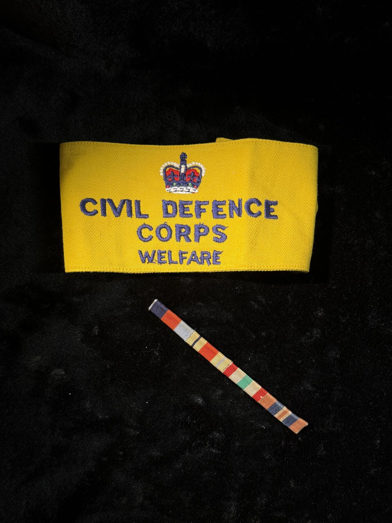 欢庆春节！戎马世界章牌大赏第111期春节大拍 英国袖标与二战勋略一组