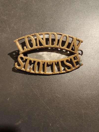 老王徽章第181期 - 英国皇家伦敦苏格兰人步兵团肩章     一战时期