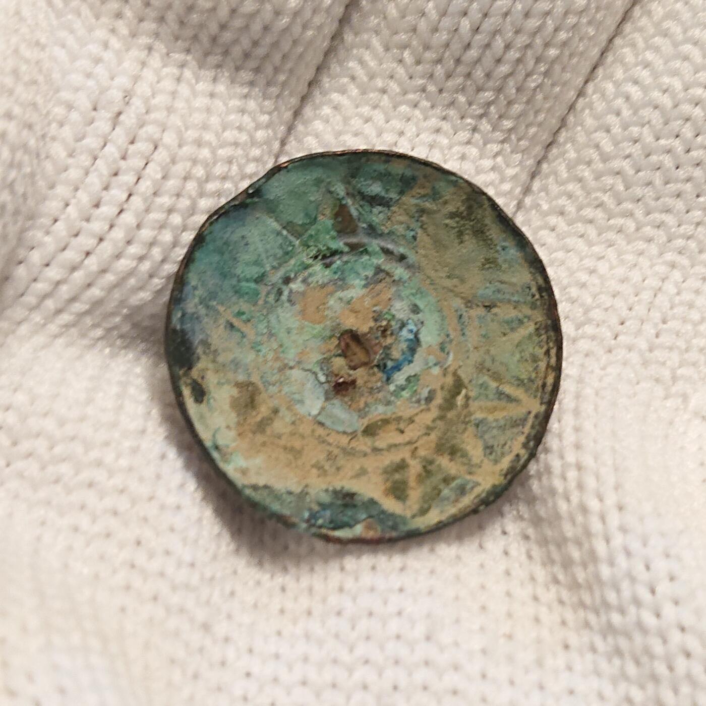 【第伍場】近代勋奖章徽章服饰杂项专场 抗战军兴—珐琅彩抗战帽徽