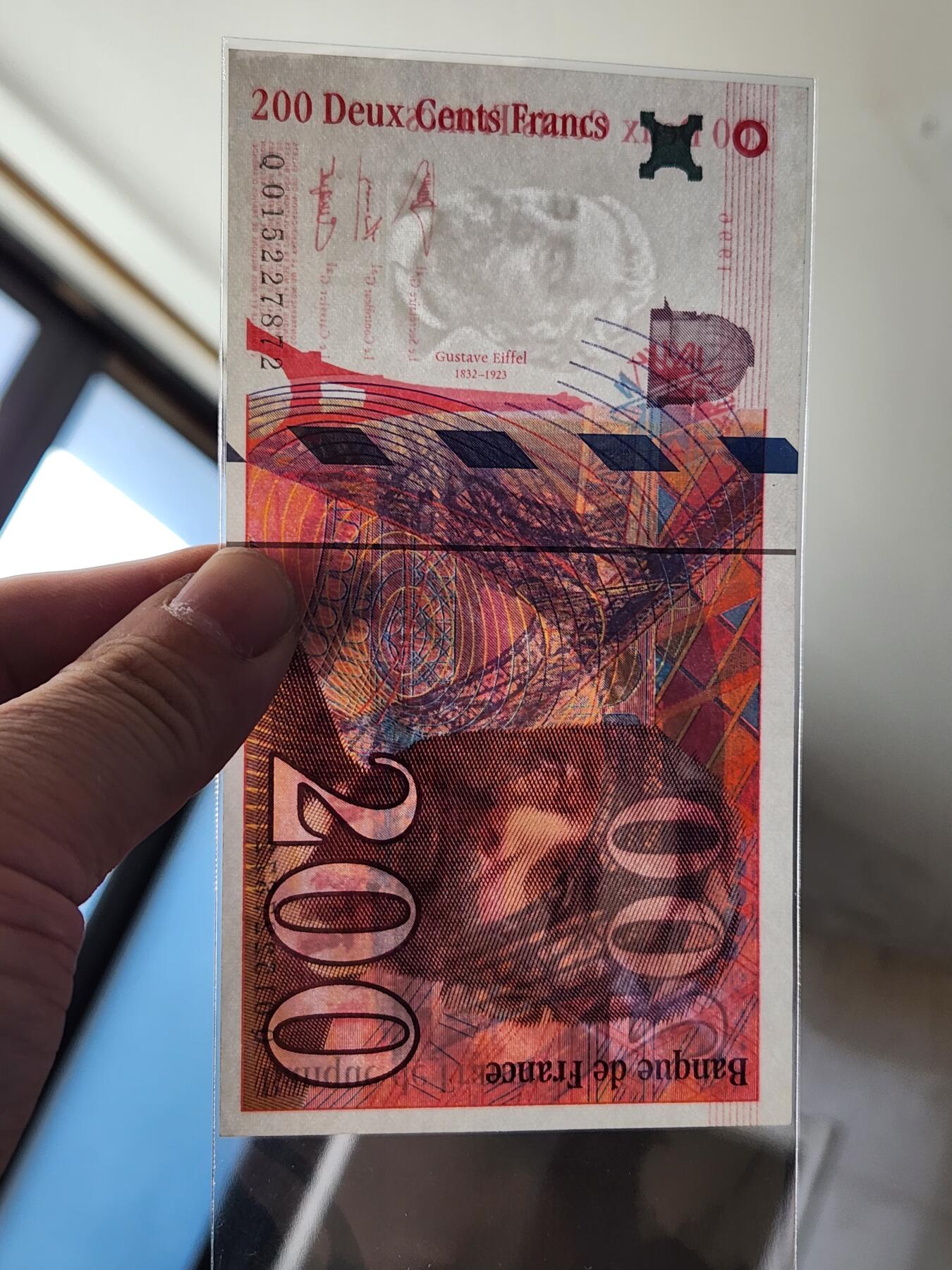 2月10号晚上8点 外国纸币自动截拍第23场 法国200几乎全新