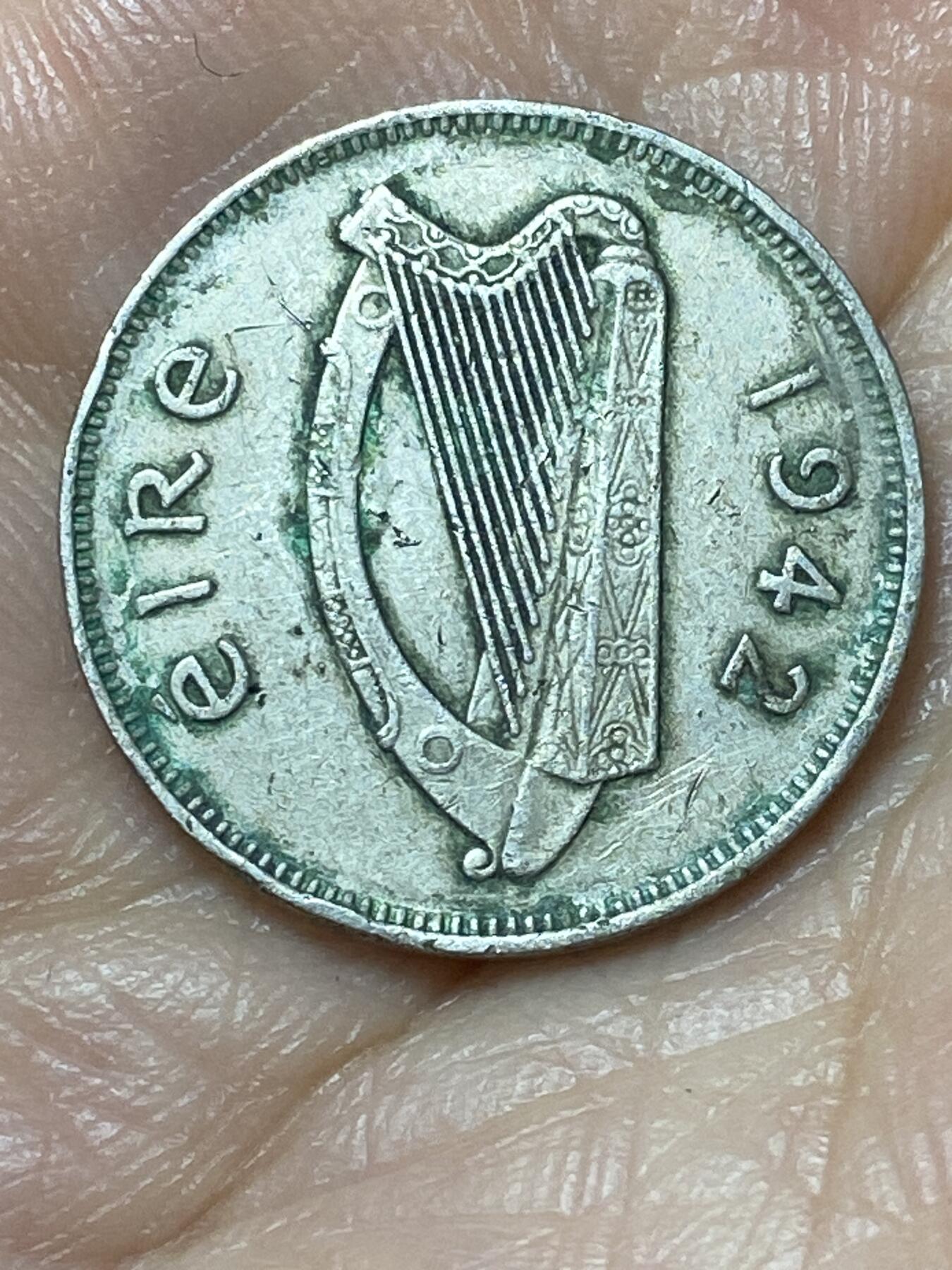 2026年第二十二场(总第一百九十一场）外国好品散币场(免佣金) 爱尔兰🇮🇪1942年6便士(共和国时期第一套第二版)