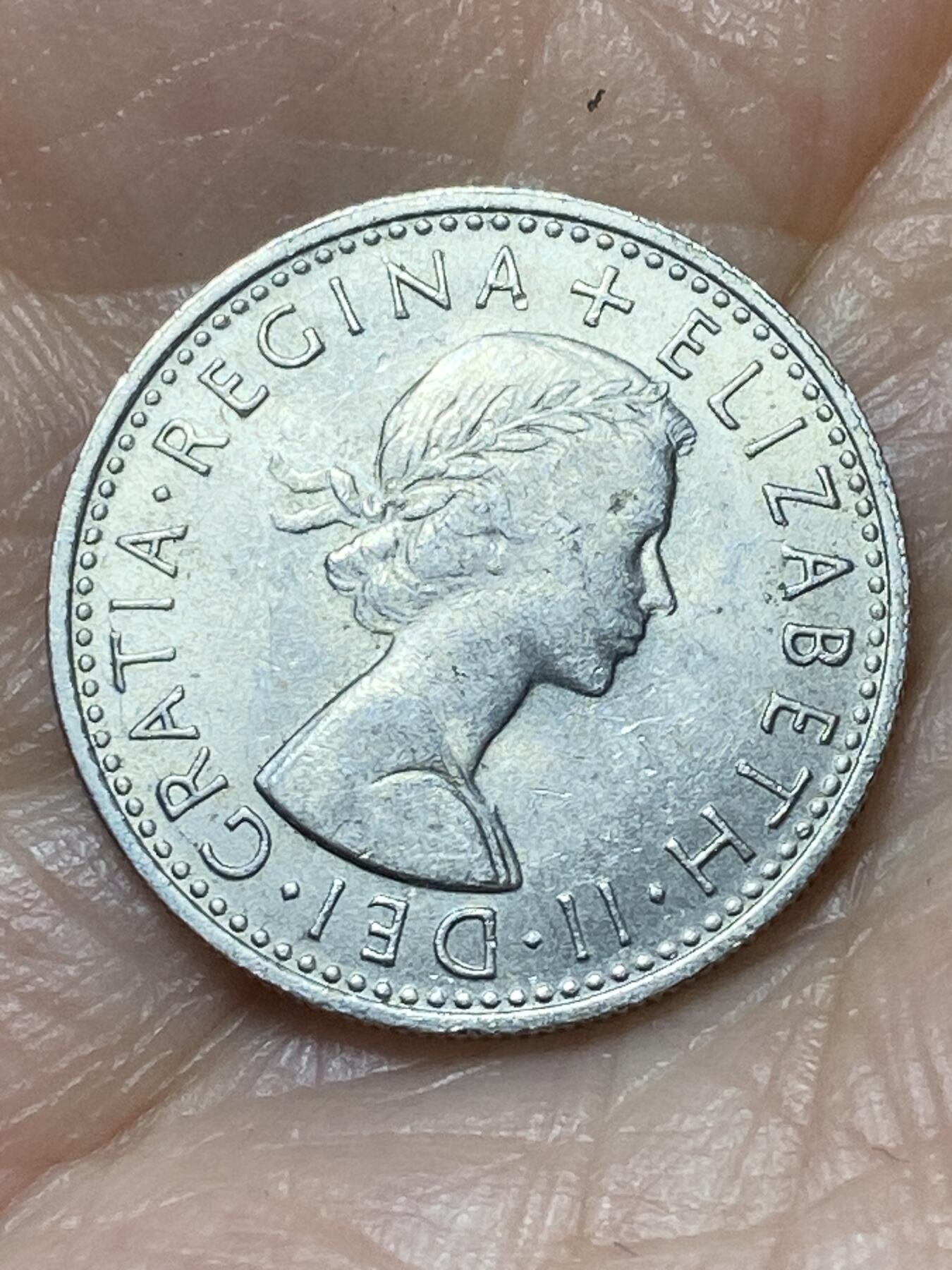 2026年第二十二场(总第一百九十一场）外国好品散币场(免佣金) 英国🇬🇧1966年6便士(伊丽莎白二世青年桂冠第二版)