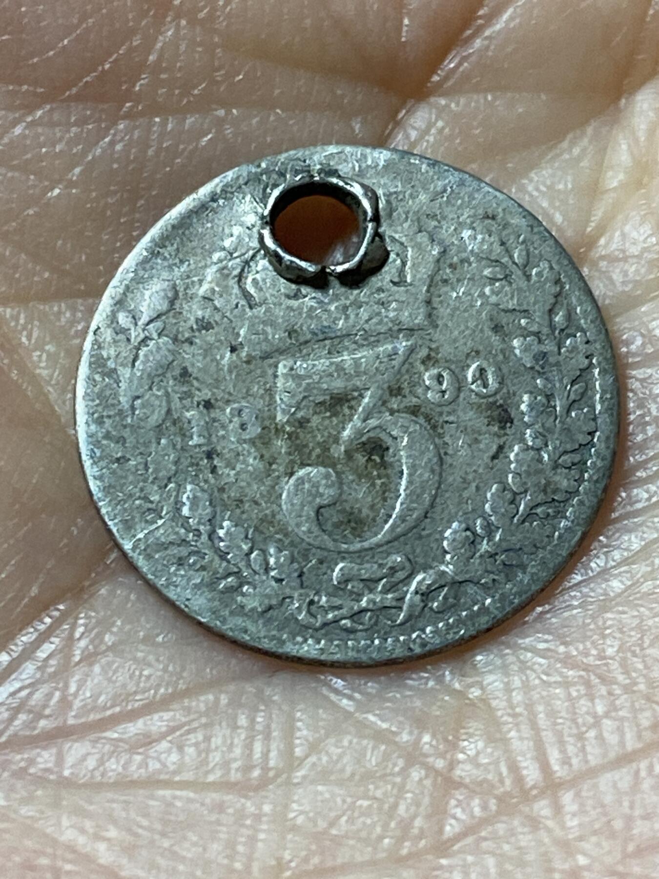 2026年第二十二场(总第一百九十一场）外国好品散币场(免佣金) 英国🇬🇧1890年3便士银币(维多利亚女王老年高冠，925高银)