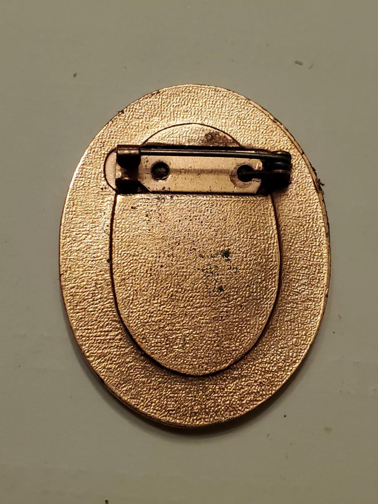 （450件拍品！制服徽章盛宴）罗岚⭐爱藏⭐年前甄选大拍场-店主清仓处理-分享拍场额外现金红包（实体经营） 民主德国优秀边防军证章 很厚重黄铜制作 高浮雕精致