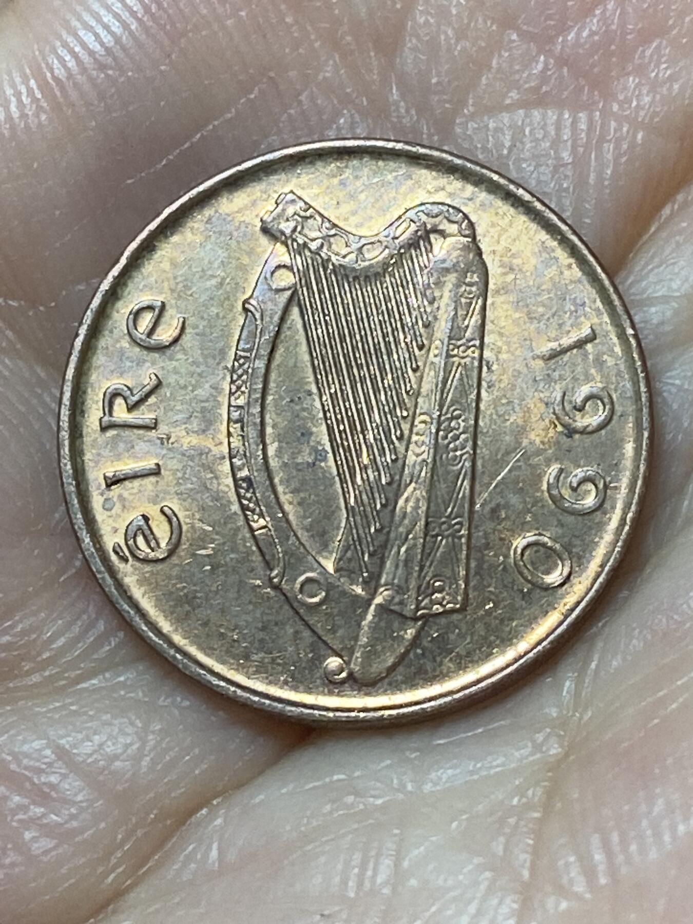 2026年第二十二场(总第一百九十一场）外国好品散币场(免佣金) 爱尔兰🇮🇪1990年1便士(共和国时期第二套第二版，镀铜钢材质有磁版)