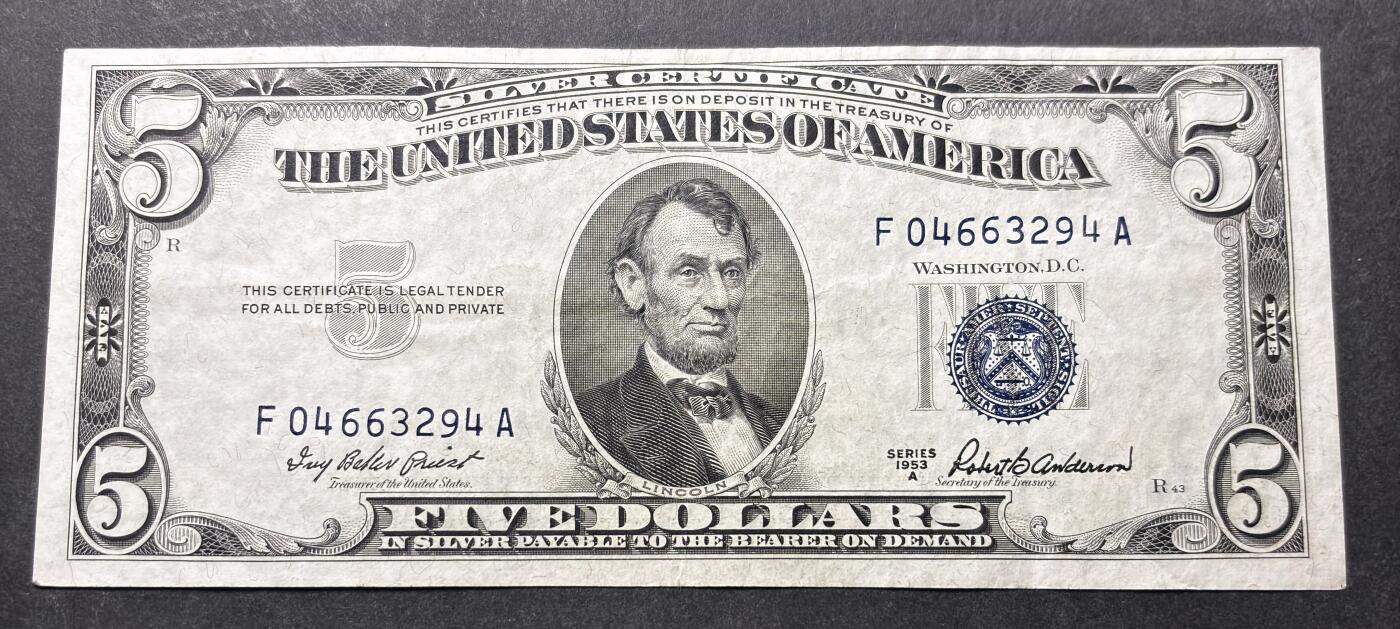 【金马踏春，泉马奔腾】2026 年新年贺岁场，（定于年初五接财神截拍）祝各位老板马到成功，马上有钱，愿岁岁平安喜乐顺遂 少见 1953 年蓝印版林肯头 5 美元，尾号 924