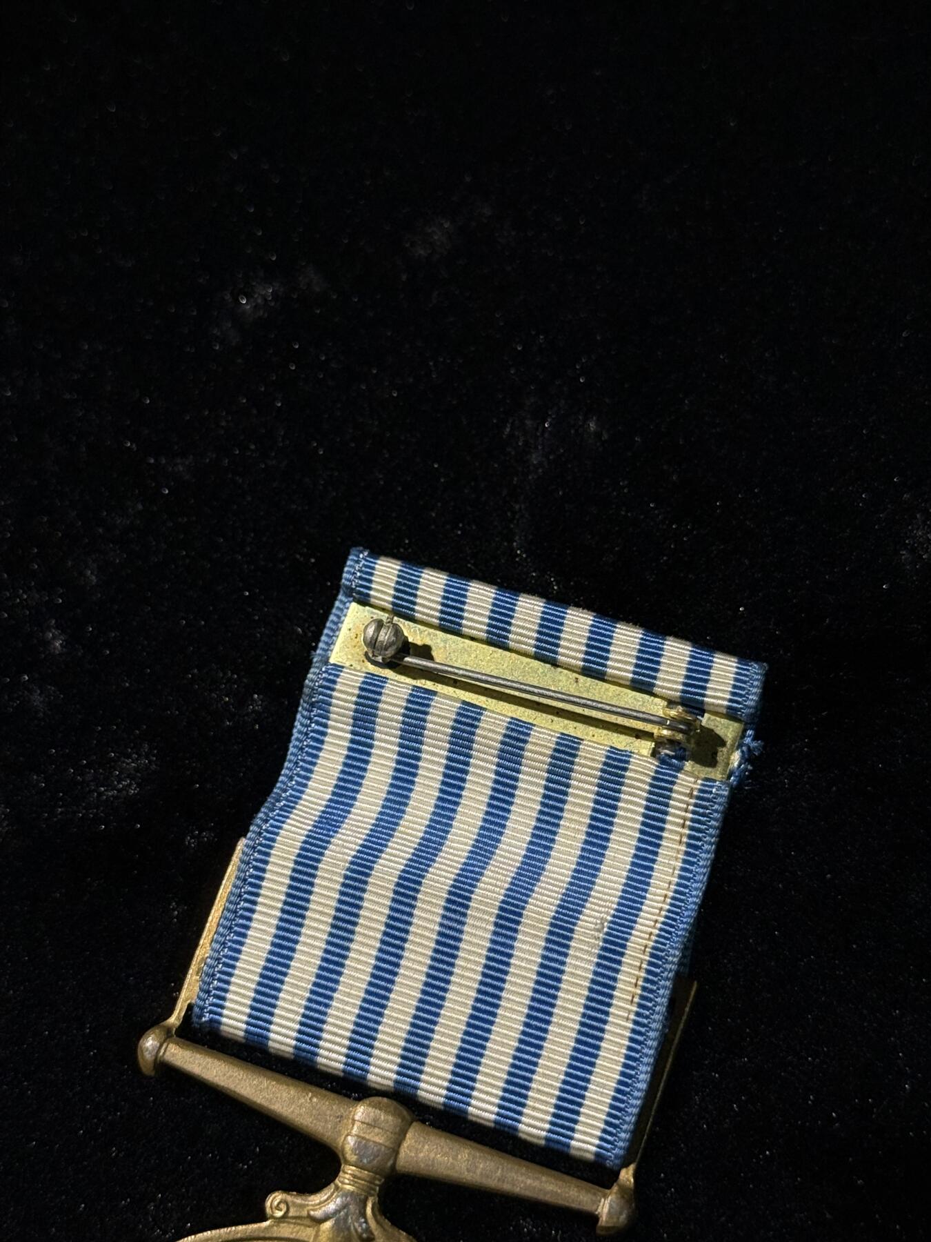 欢庆春节！戎马世界章牌大赏第111期春节大拍 联合国朝鲜战争奖章，英语版