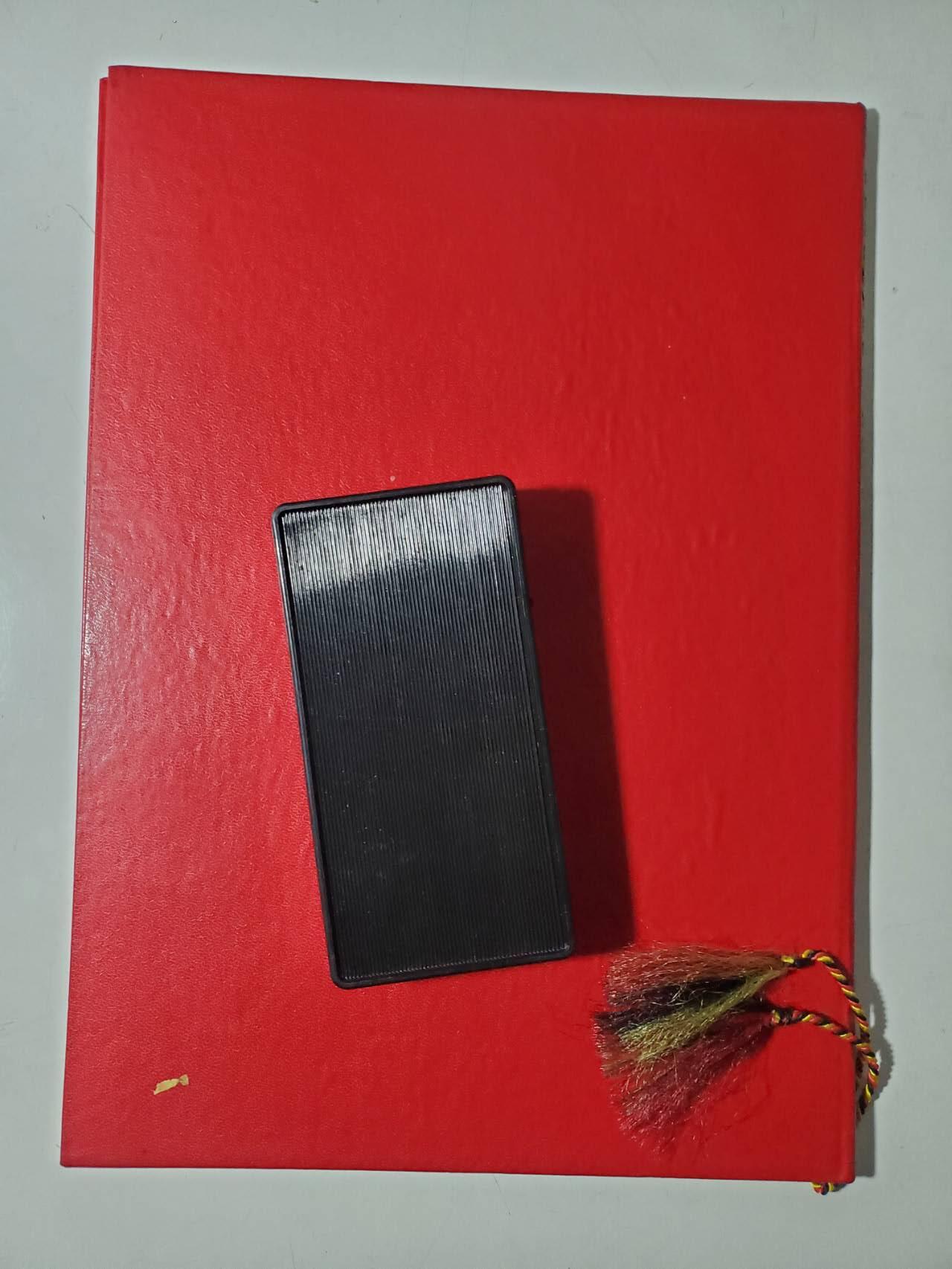 韵星假日军品类拍卖第40期 -- Rimey Holidays Militaria Auction 40 民主德国内务部武装力量特级二等优秀服务奖章实发带大证书一套 稀有版本证书 铜镀金极品 最高等级内务部服役奖章 少见一套