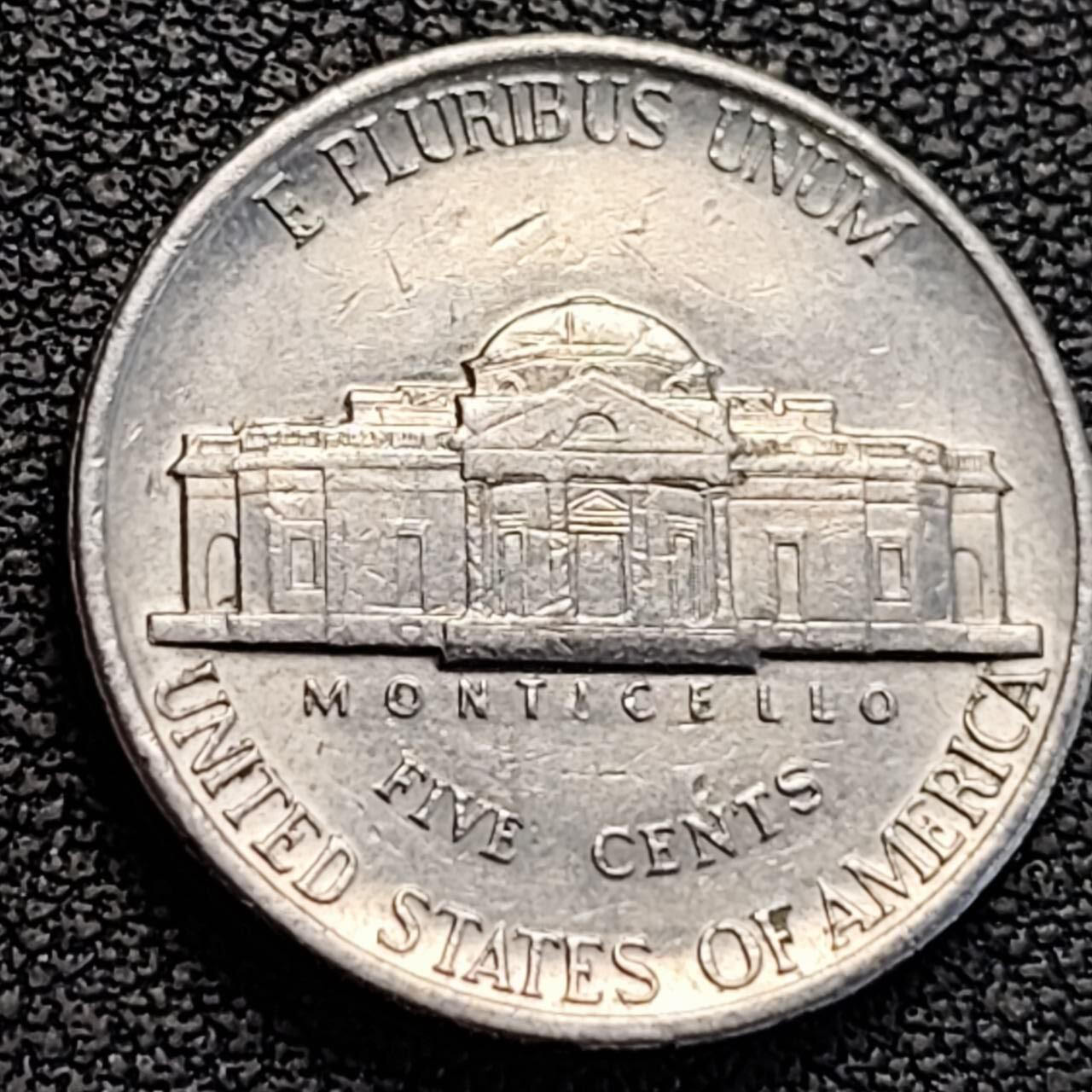 泉币菌-第186场- 小年快乐 精品福利场（本周五和之前的 2月14日发货） 美国1983年5美分纪念币 杰斐逊 及 故居蒙蒂塞洛庄园 21mm 